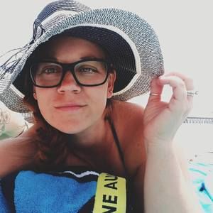 Meet your Posher, Nicky